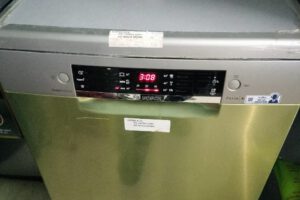 ĐIỆN LẠNH QUANG TIẾN thợ giỏi gọi 15p có mặt