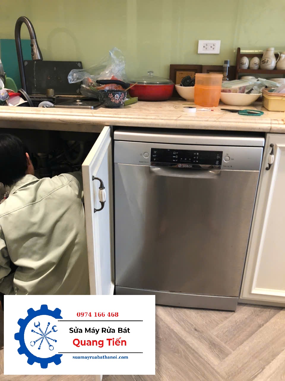 Thợ sửa máy rửa bát